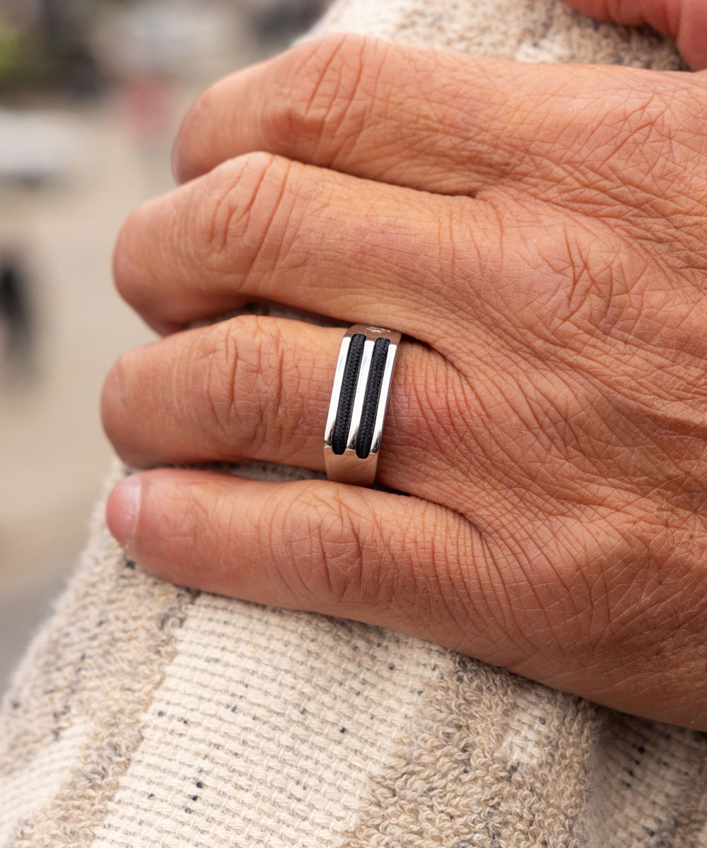 Navy signet ring on sale