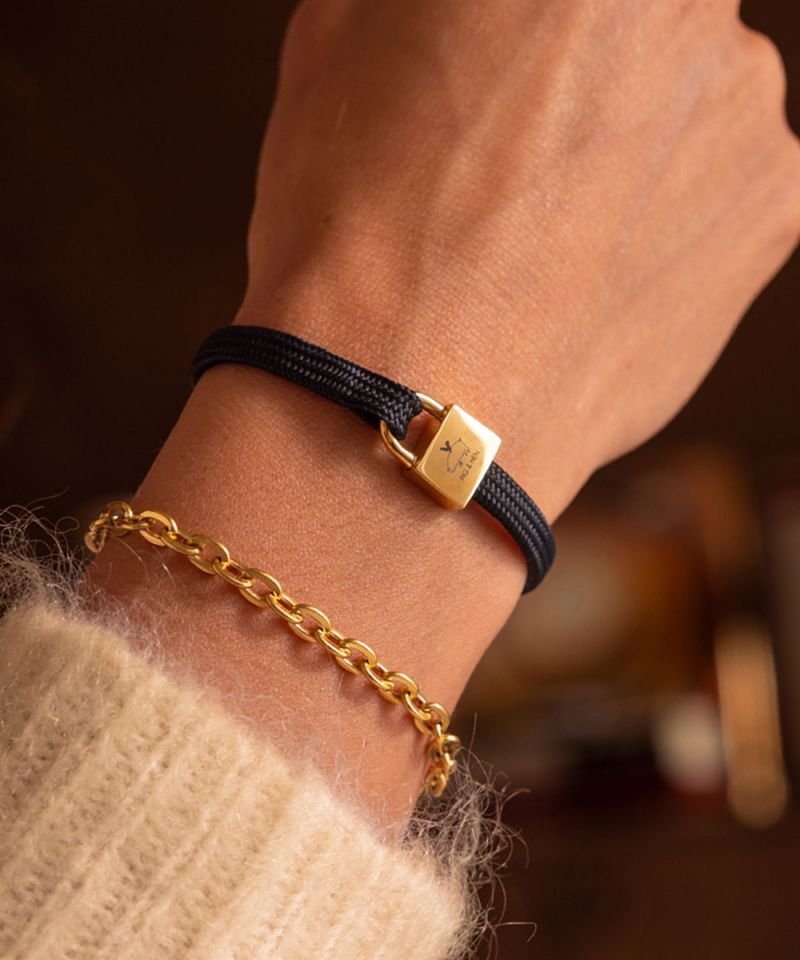 Louis Vuitton Keep It Twice Monogram Bracelet - Gold-Tone Metal